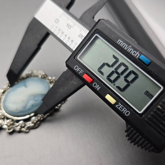 Victorian Revival Blue Cameo Pendant Beaded Necklace 28" Faux Pearls Convertible - Picture 13 of 15